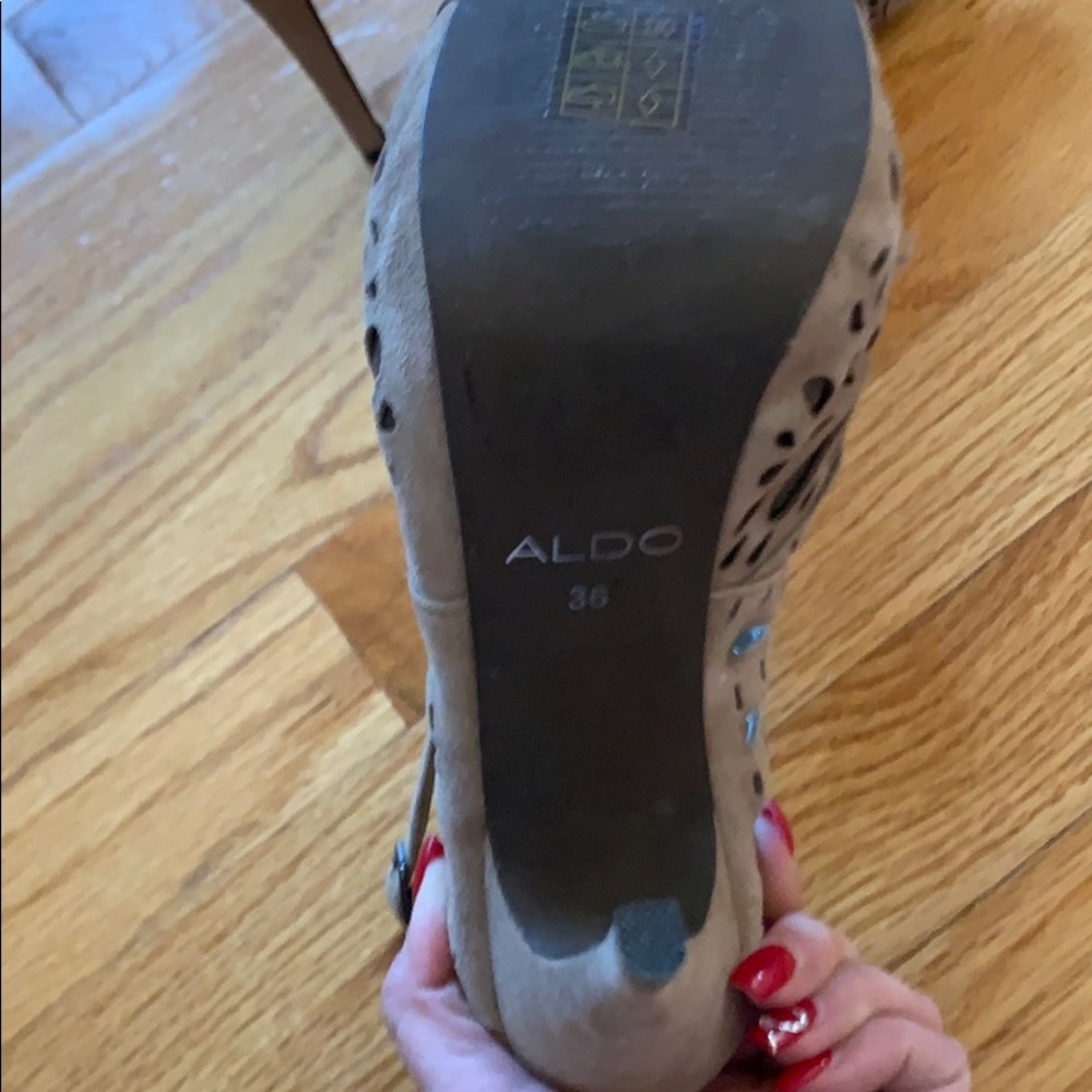 Shoes - Picture 3 of 3